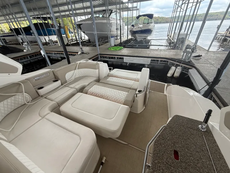 Slide: The Image of Chaparral 330 SIGNATURE 2015 - 20