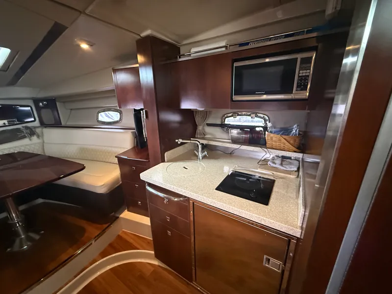 Slide: The Image of Chaparral 330 SIGNATURE 2015 - 32