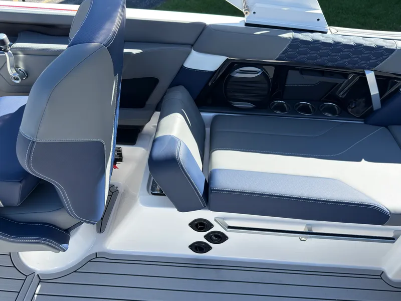 Slide: The Image of Mastercraft XT22 2027 - 65