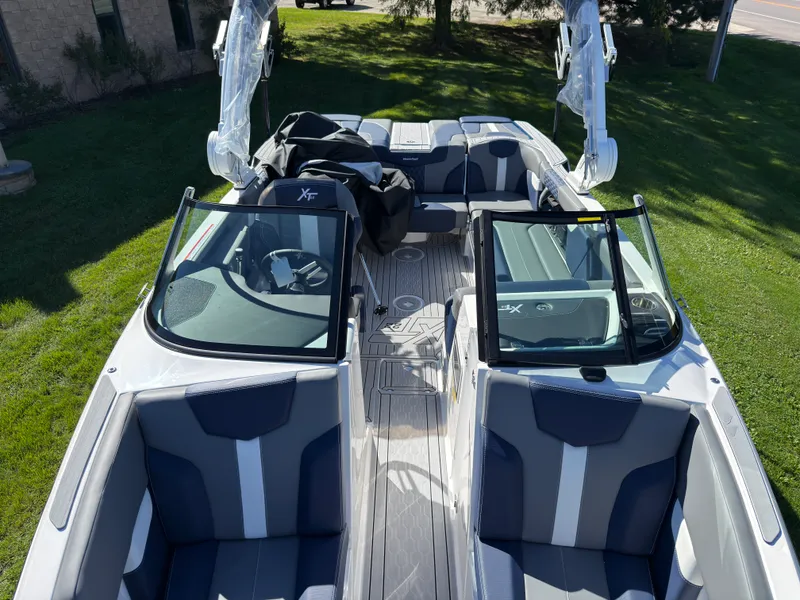 Slide: The Image of Mastercraft XT22 2027 - 12