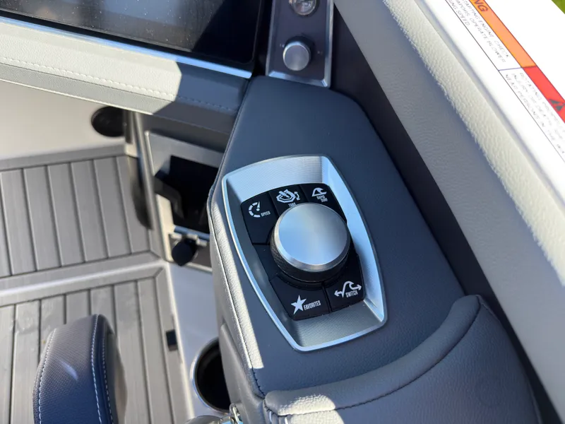Slide: The Image of Mastercraft XT22 2027 - 27