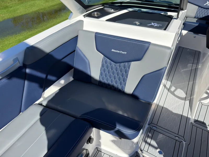 Slide: The Image of Mastercraft XT22 2027 - 50