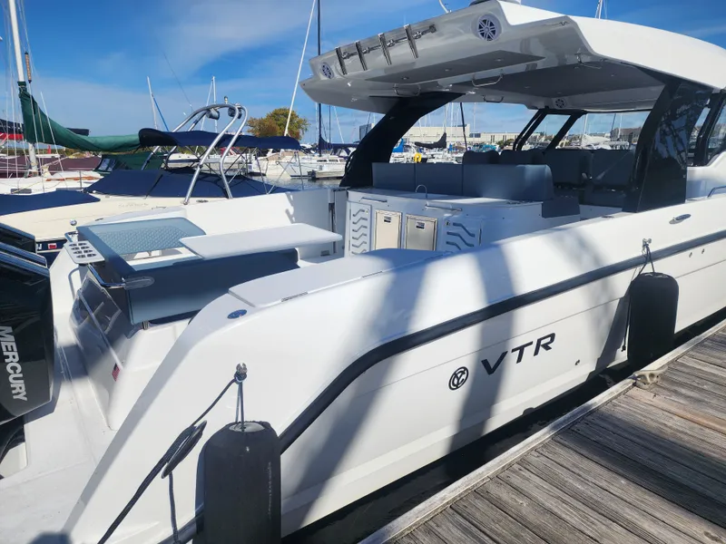 Slide: The Image of Cruisers 45VTR 2027 - 11