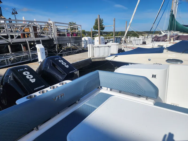 Slide: The Image of Cruisers 45VTR 2027 - 18