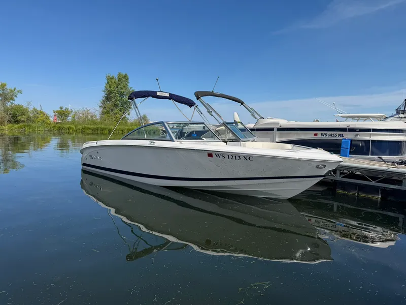 The Image of Cobalt 220S 2019 - 0