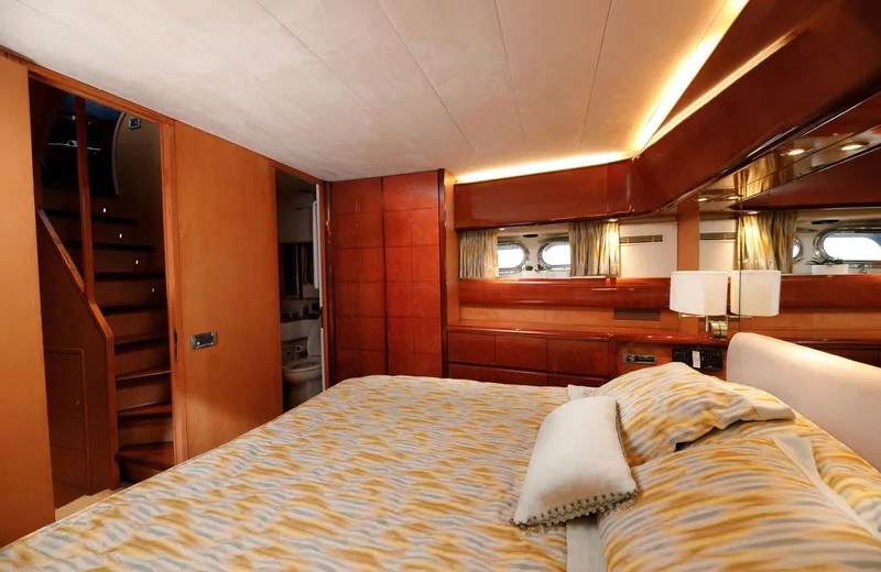 Slide: The Image of Maiora FIPA 70' Flybridge 1997 - 13