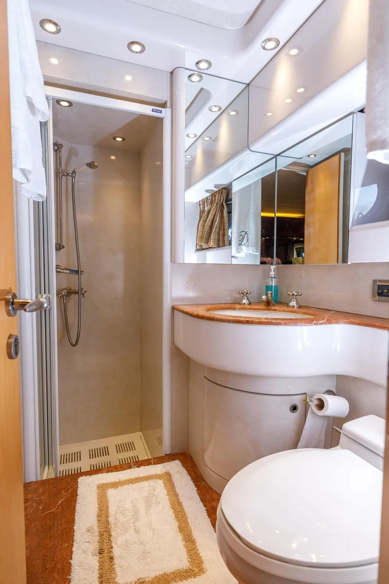 Slide: The Image of Maiora FIPA 70' Flybridge 1997 - 14