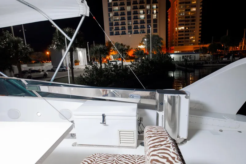 Slide: The Image of Maiora FIPA 70' Flybridge 1997 - 24