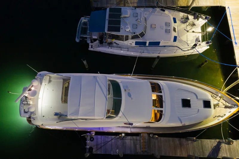 Slide: The Image of Maiora FIPA 70' Flybridge 1997 - 28
