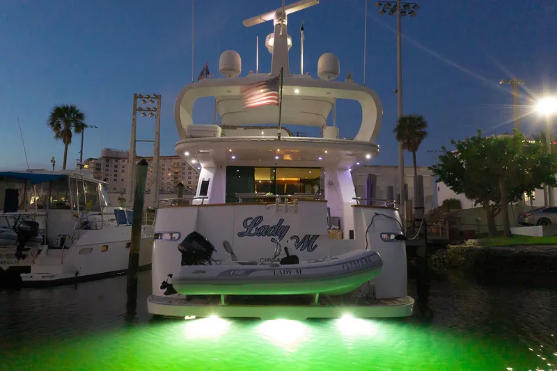 Slide: The Image of Maiora FIPA 70' Flybridge 1997 - 4