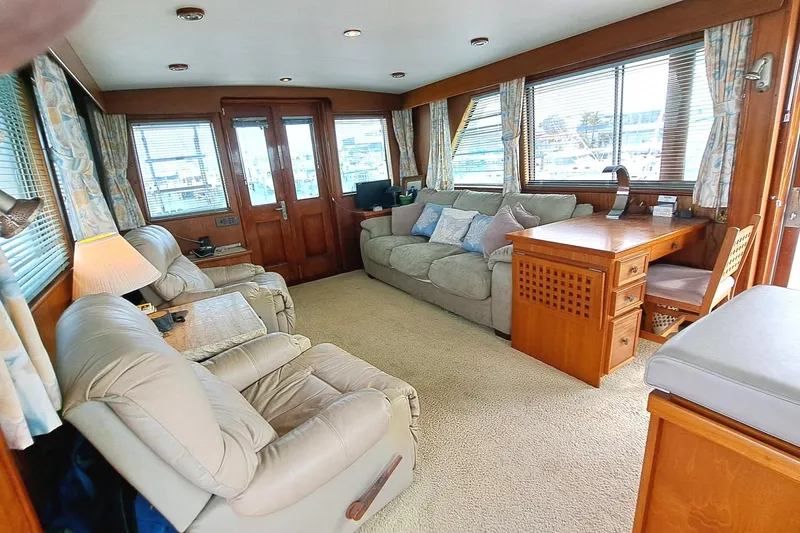 Slide: The Image of Hatteras 53 Yacht Fisherman 1979 - 7