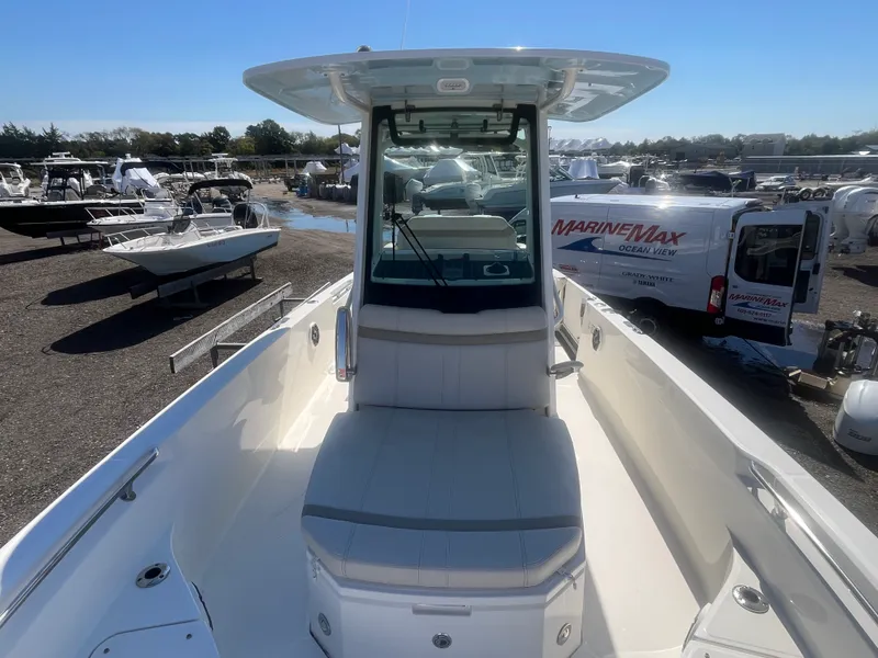 Slide: The Image of Boston Whaler 280 DAUNTLESS 2023 - 5