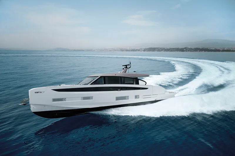 Slide: The Image of Azimut Seadeck 6 2027 - 1