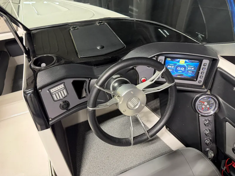 Slide: The Image of Mastercraft PROSTAR 2020 - 36