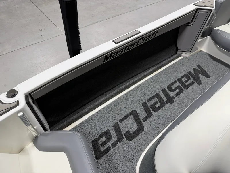 Slide: The Image of Mastercraft PROSTAR 2020 - 14