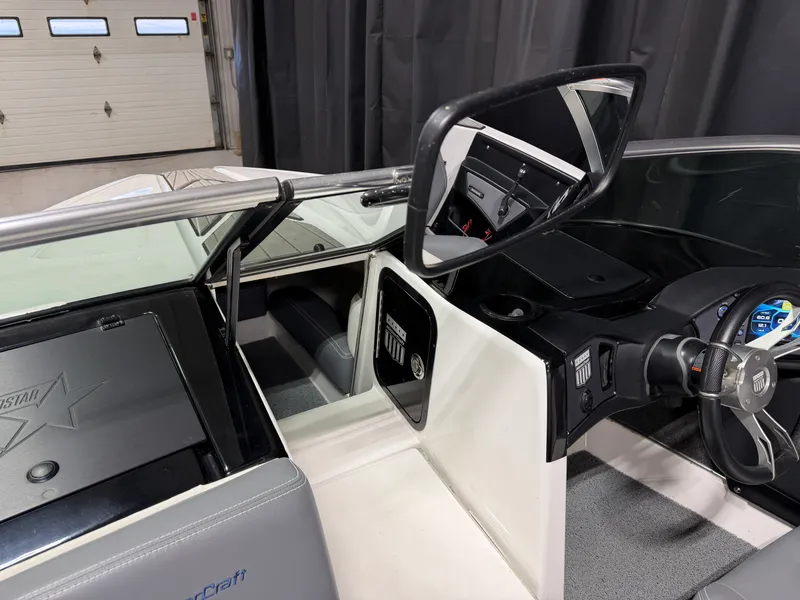 Slide: The Image of Mastercraft PROSTAR 2020 - 34