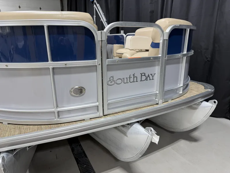 Slide: The Image of South Bay 200 TRITOON 2016 - 7