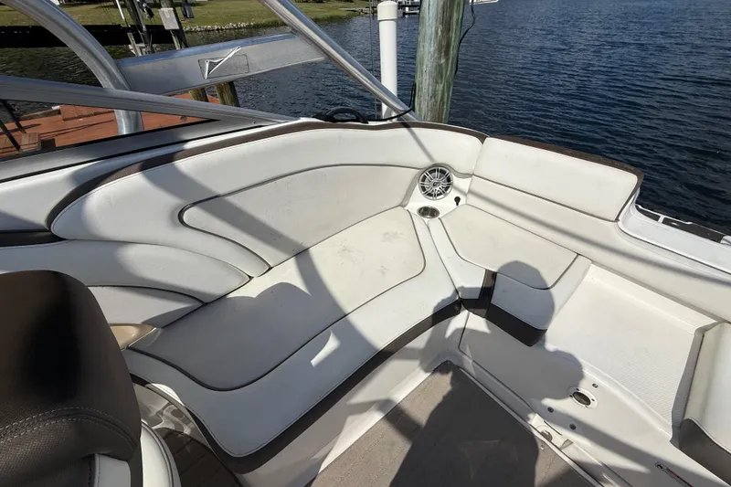Slide: The Image of Yamaha 242 Limited S 2014 - 45