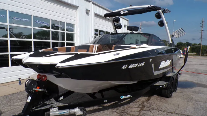The Image of Malibu 23 MXZ 2022 - 0