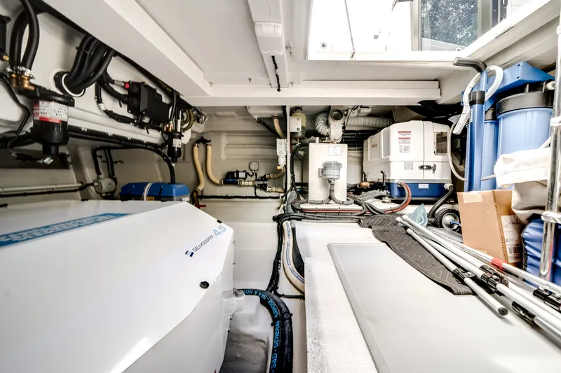 Slide: The Image of Galeon 435 GTO 2025 - 56