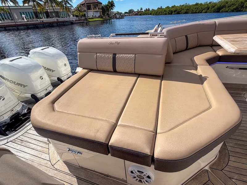 Slide: The Image of Sea Ray SLX 400 OB 2019 - 29