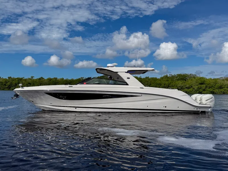 The Image of Sea Ray SLX 400 OB 2019 - 0