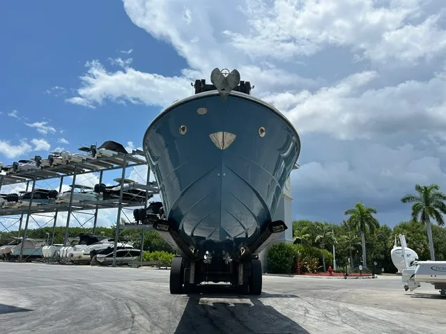 Slide: The Image of Sea Ray 310 SLX OB 2021 - 34