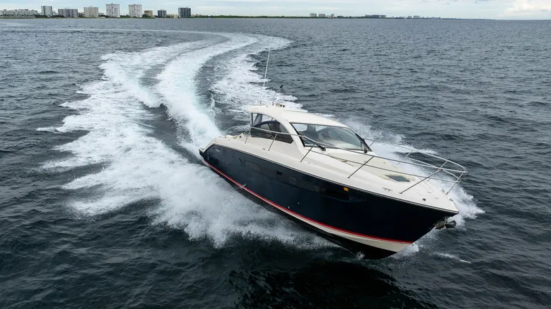 Slide: The Image of Pursuit 365I SPORT COUPE 2013 - 21