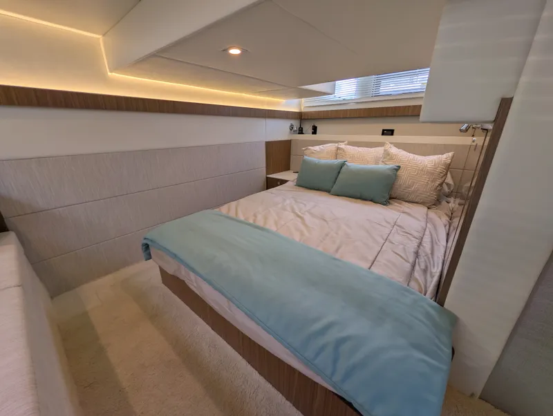 Slide: The Image of Cruisers 42 CANTIUS 2025 - 16