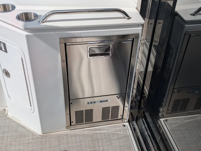 Slide: The Image of Cruisers 42 CANTIUS 2025 - 10