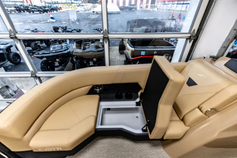 Slide: The Image of Evotti 521CS 2026 - 12