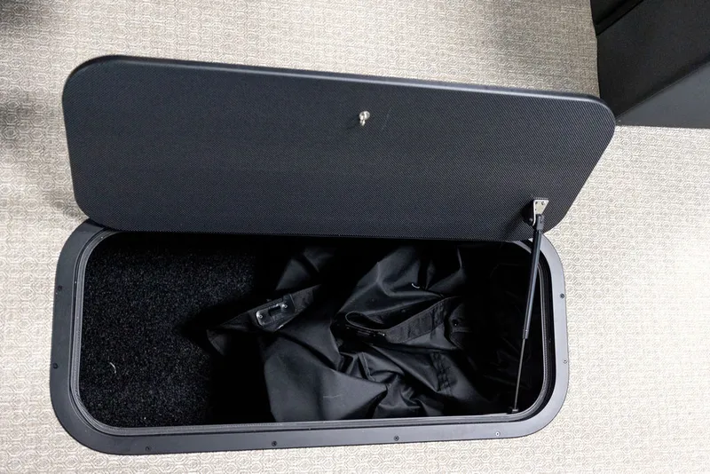 Slide: The Image of Evotti 521CS 2026 - 21