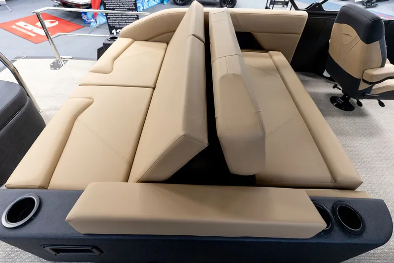 Slide: The Image of Evotti 521CS 2026 - 29