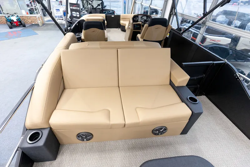 Slide: The Image of Evotti 521CS 2026 - 30