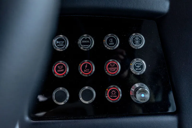 Slide: The Image of Evotti 721CS 2026 - 10