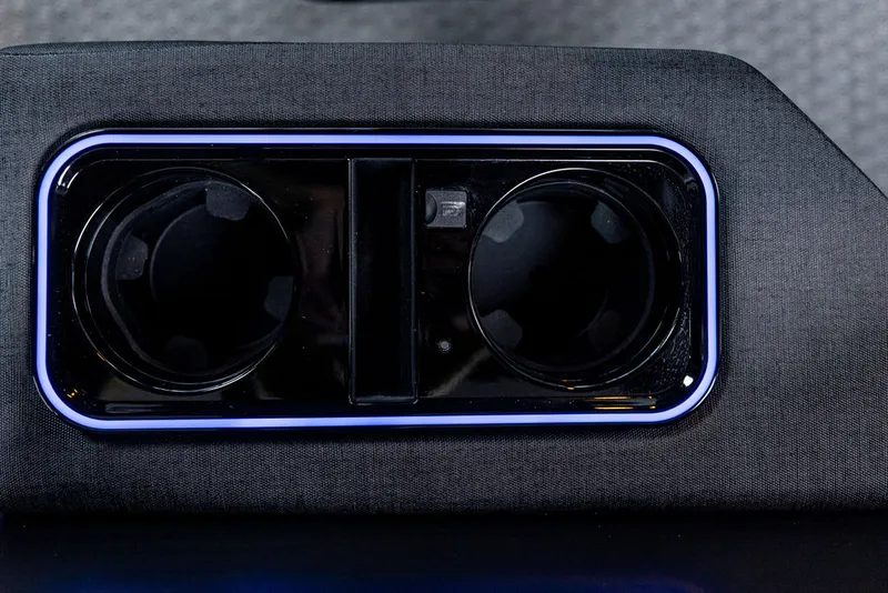 Slide: The Image of Evotti 721CS 2026 - 13