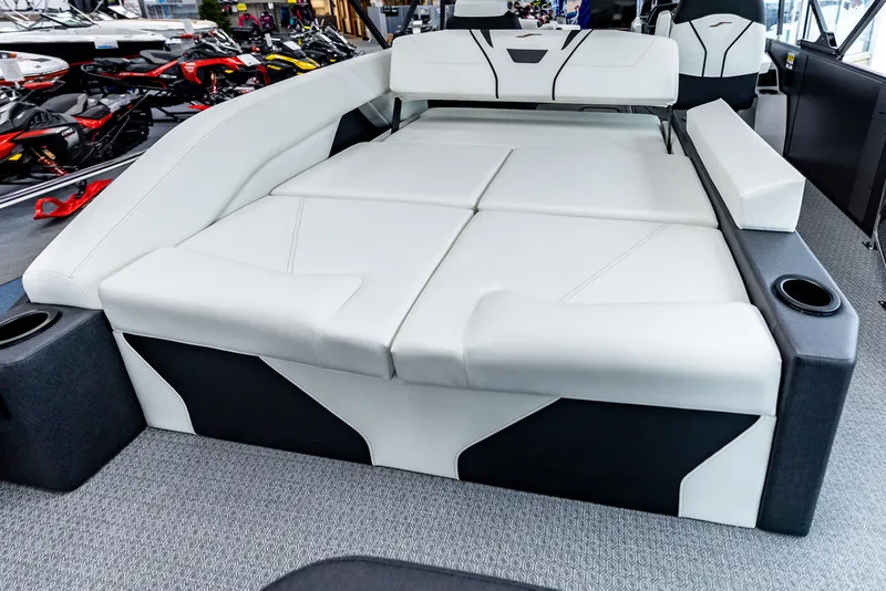 Slide: The Image of Evotti 721CS 2026 - 23