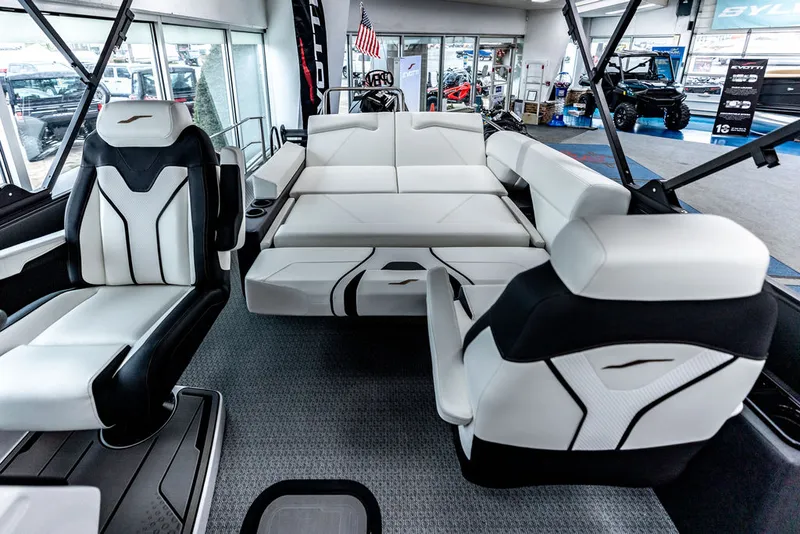 Slide: The Image of Evotti 721CS 2026 - 28