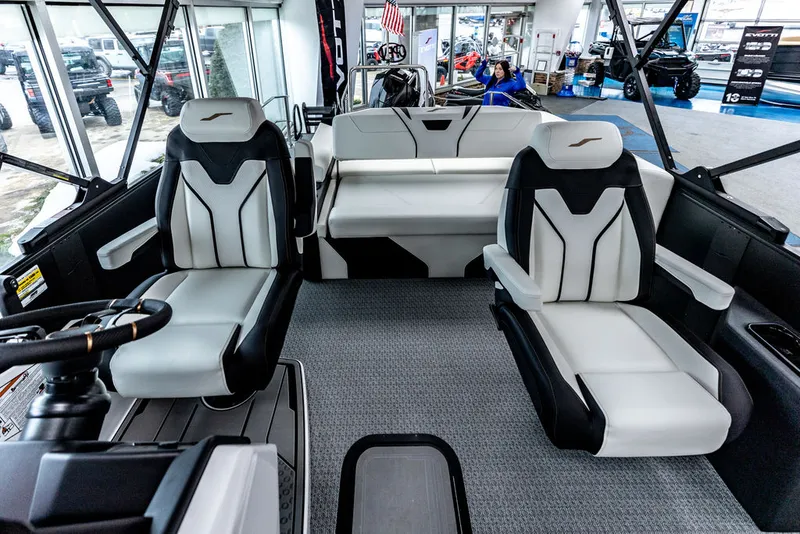 Slide: The Image of Evotti 721CS 2026 - 29