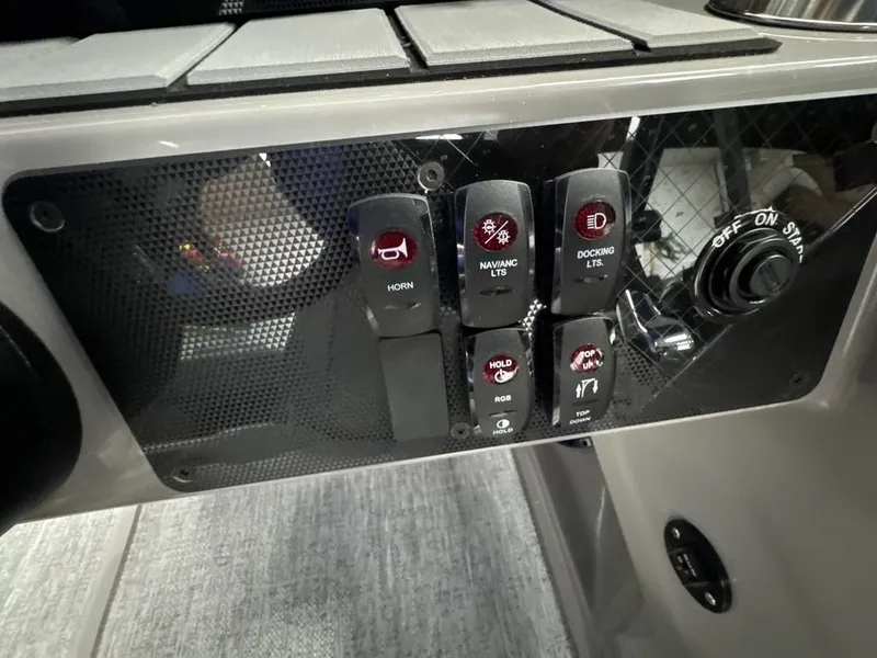 Slide: The Image of Premier 230 Sunsation Angler 2PT 2026 - 33