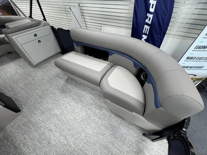 Slide: The Image of Premier 230 Sunsation Angler 2PT - CL 2026 - 15