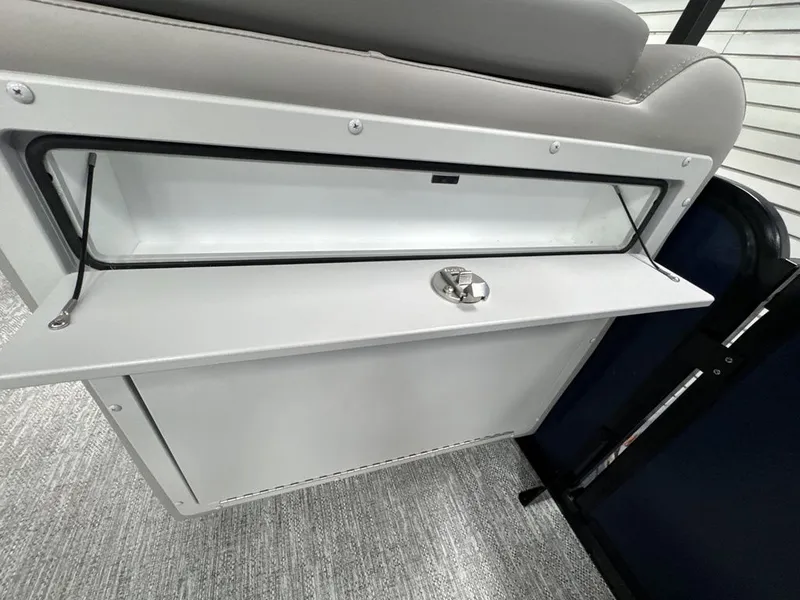 Slide: The Image of Premier 230 Sunsation Angler 2PT - CL 2026 - 26