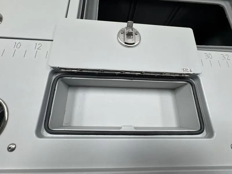 Slide: The Image of Premier 230 Sunsation Angler 2PT - CL 2026 - 49