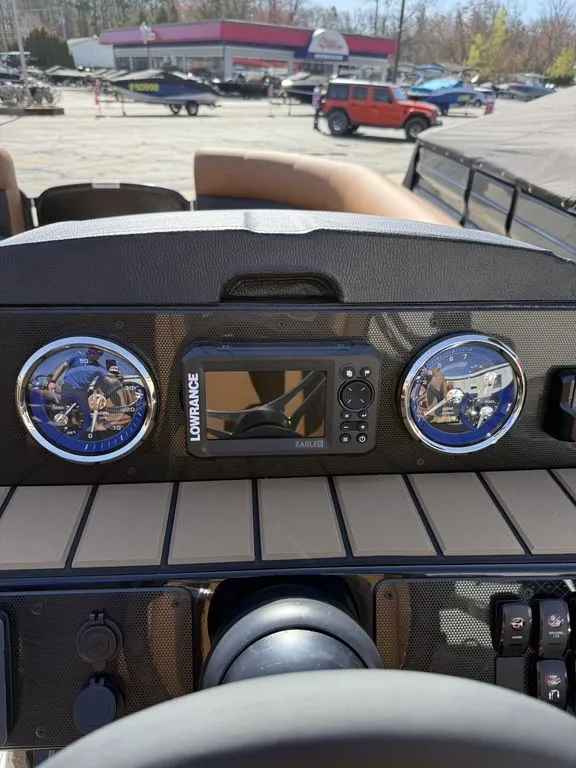 Slide: The Image of Premier 230 Sunsation Angler 2PT 2026 - 11