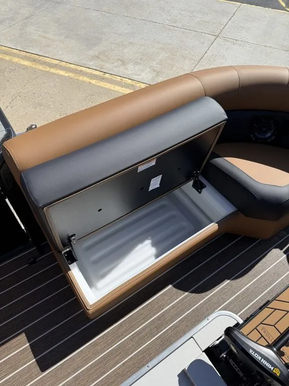 Slide: The Image of Premier 230 Sunsation Angler 2PT 2026 - 9
