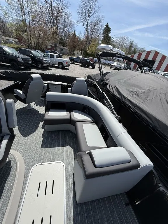 Slide: The Image of Premier 230 Sunsation Angler 2PT 2026 - 15