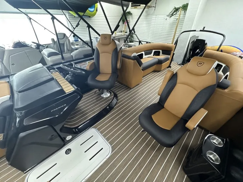 Slide: The Image of Premier 230 Solaris RF CL 2026 - 21