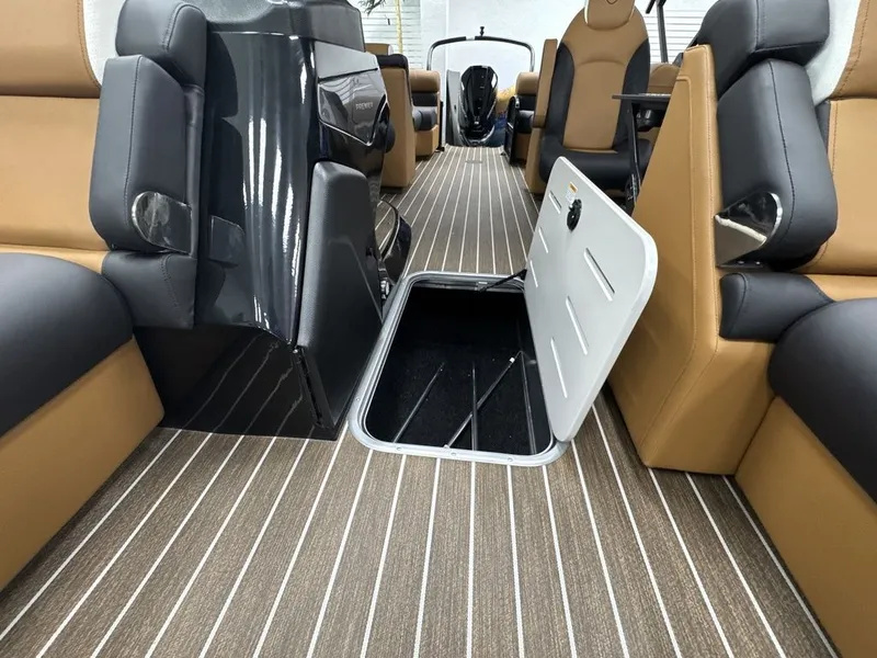 Slide: The Image of Premier 230 Solaris RF CL 2026 - 29