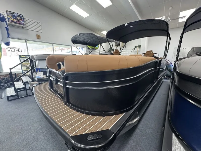 Slide: The Image of Premier 230 Solaris RF CL 2026 - 3