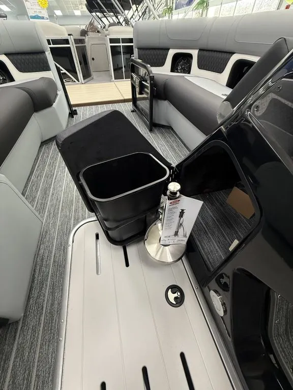 The Image of Premier 230 Solaris RF - CL 2026 - 0